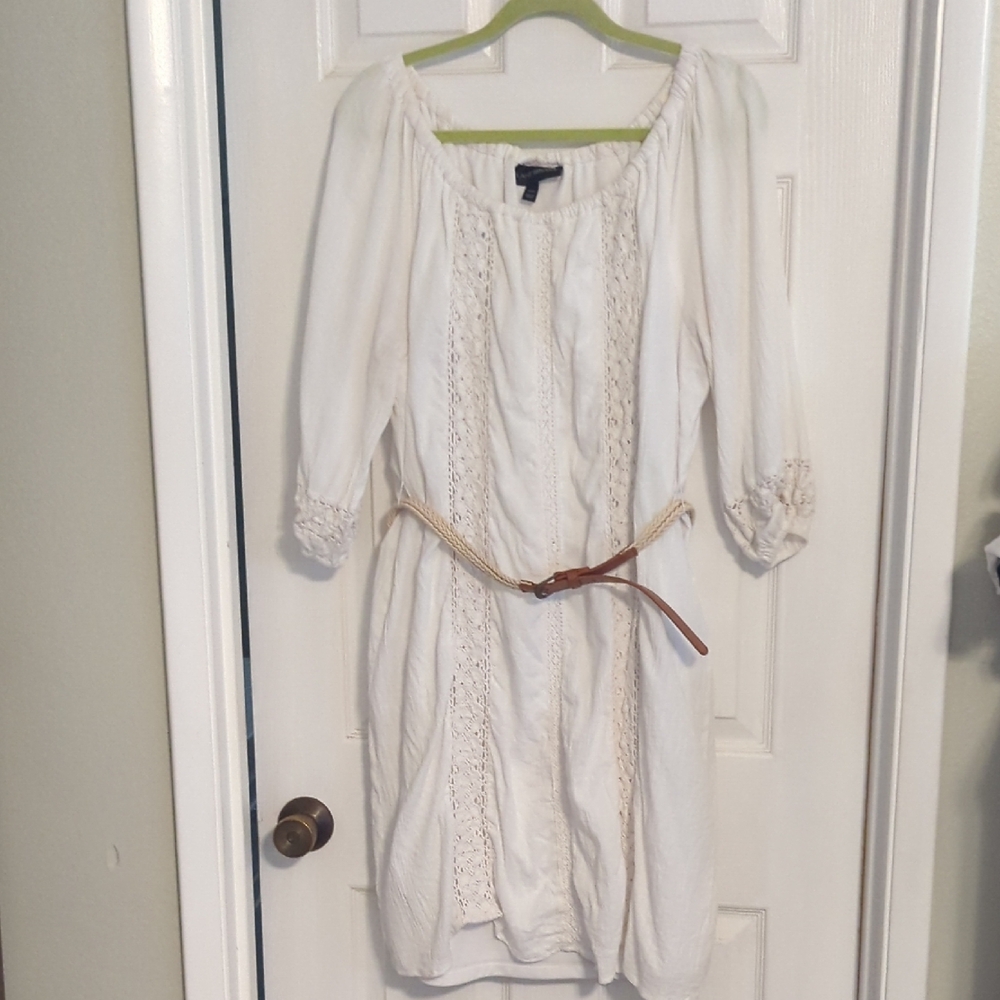 Elegant White Dress with Belt